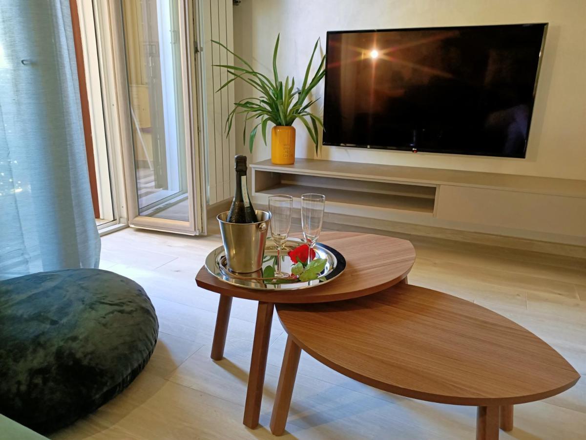 Come A Casa Pretty Apartment Lido di Ostia Bagian luar foto
